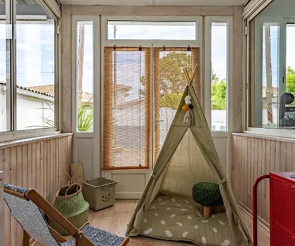 Willa A 2 Pas De La *